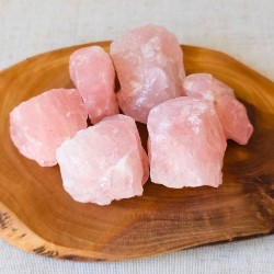 Coffret Douceur et réconfort – Quartz rose, Aventurine verte et savon Miel & lait 2