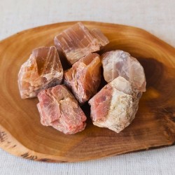 Coffret Amour et tendresse – Quartz rose, Pierre de lune pêche et savon Rose du Japon 2