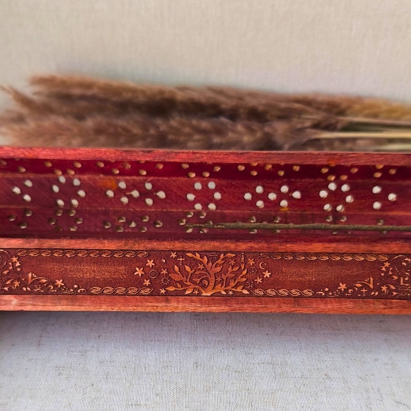 boîte brûle-encens gravée du symbole sacré de l’Arbre de Vie