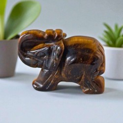 Éléphant sculpté en Œil de tigre – Afrique du Sud (qualité A, 50 mm)