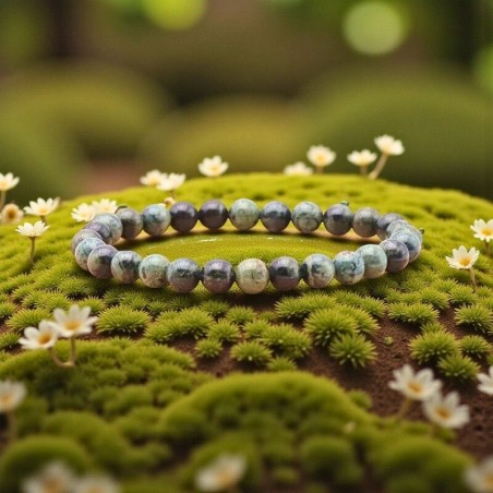 Un bijou apaisant et profond, symbole de stabilité naturelle.