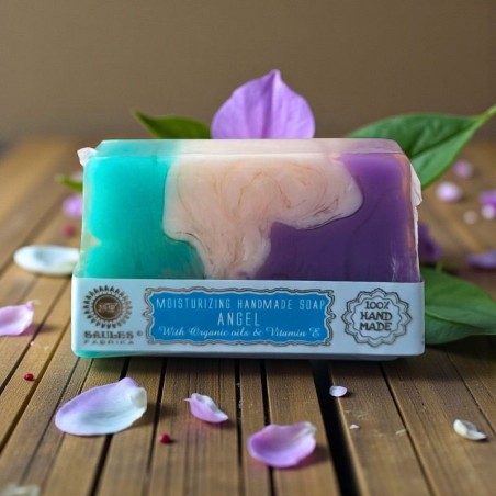 Savon artisanal Angel – chaud, sucré et réconfortant.