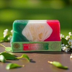 Savon artisanal Mamma Mia – fruité, doux et joyeux.