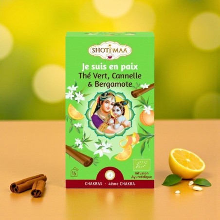 Une tisane bio au thé vert, à la cannelle et à la bergamote.
