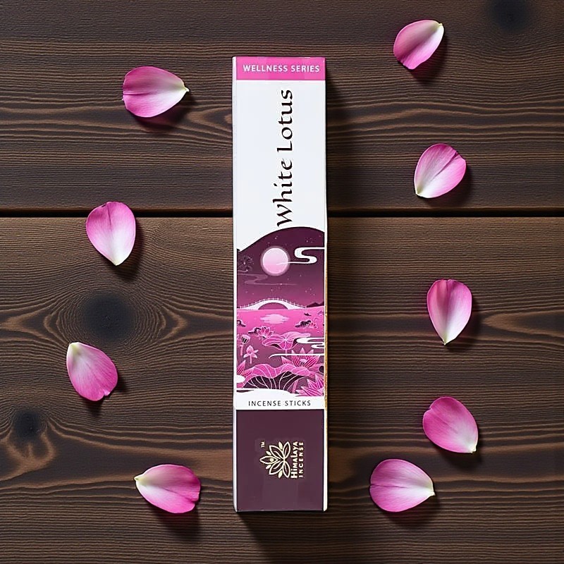 Encens Himalaya Lotus blanc, parfum floral et pur, il crée une atmosphère paisible et inspirante.