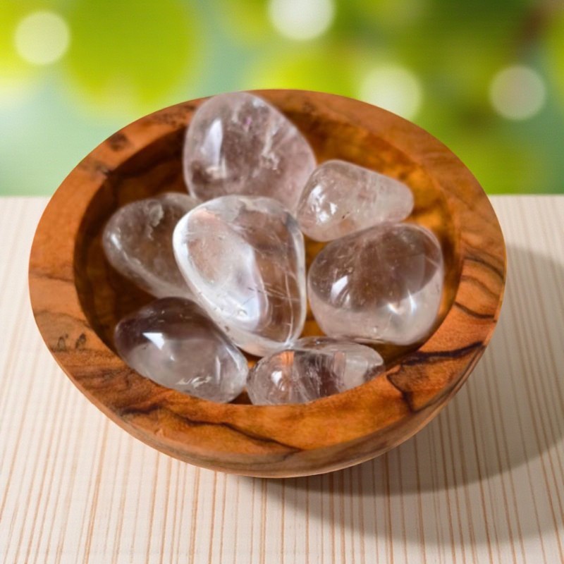 Cristal de roche roulé, pierre de clarté et de concentration