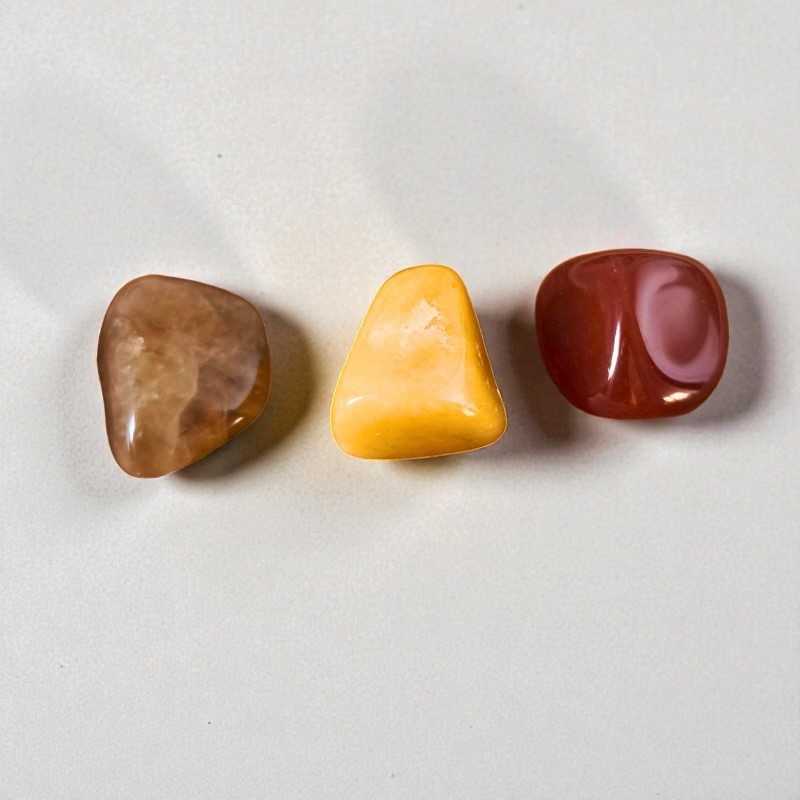 Un trio lumineux de pierres roulées pour réveiller l’énergie, cultiver la joie
