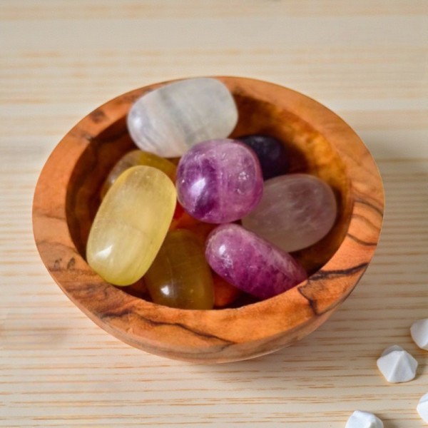 Fluorine multicolore ronde – Pierre de clarté mentale, elle aide à structurer les pensées