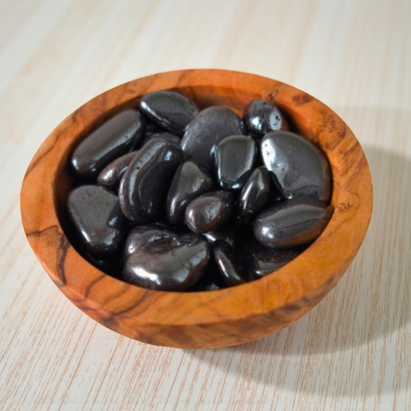 Hématite – Pierre d’ancrage et de stabilité, elle favorise la concentration