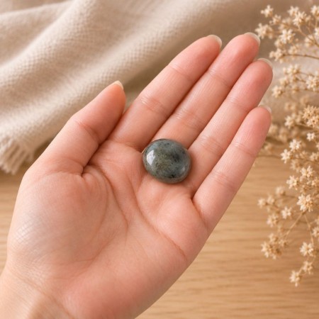 Pierre roulée Labradorite ronde 20 à 30 mm | Pierre naturelle | Litho Terra 2