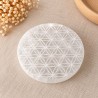Plaque ronde en sélénite naturelle 10 cm gravée Fleur de Vie