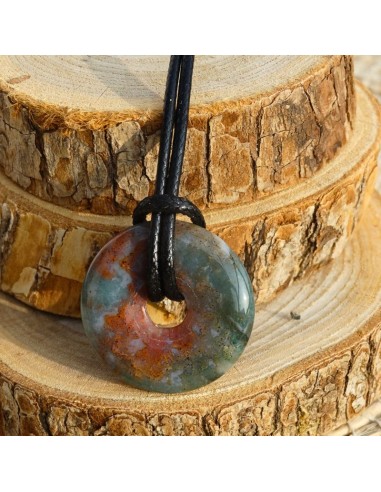 Un pendentif en Agate indienne, pierre d’harmonie intérieure et d’ancrage doux.