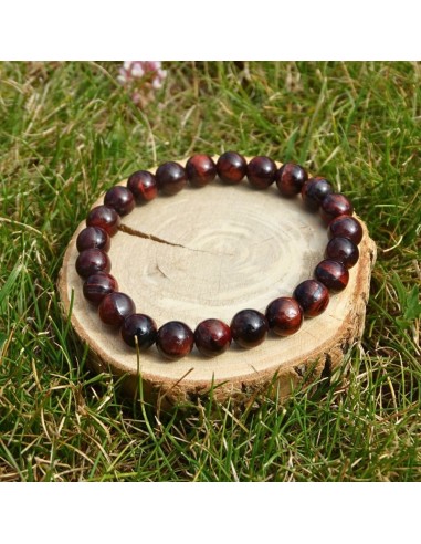 Un bracelet en Œil de Taureau naturel, pierre de force et de stabilité.