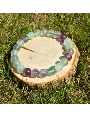 Un bracelet en Fluorine multicolore, pierre d’équilibre émotionnel et de lucidité.