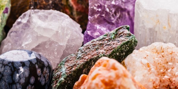 Une pierre, des sens multiples